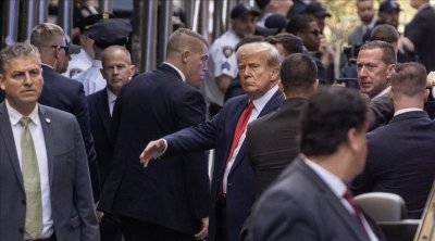 Trump plaide non coupable des 34 chefs d'inculpation portés à son encontre