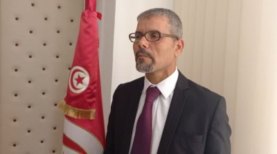 والي سيدي بوزيد يقاضي المندوبية الجهوية للتربية 