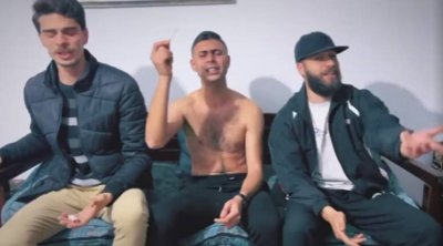 وزارة الداخلية تؤكد أنها غبر متشبثة بتتبع طالبين تم إيقافهما بسبب أغنية هزلية 