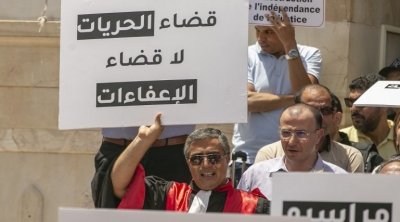 رئيس الإتحاد الدولي للقضاة... وضع القضاء في تونس كارثي