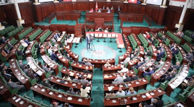 الحزب الليبرالي يقاضي النائبة عن حركة الشعب ألفة التبان