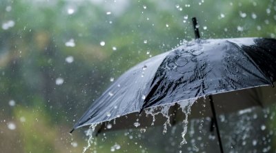 نشرة خاصة : أمطار غزيرة تصل الى 70 ملم ورياح قوية في هذه المناطق