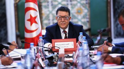 البرلمان يُقرّر منع الصحافيين من مواكبة جلسات اللجان