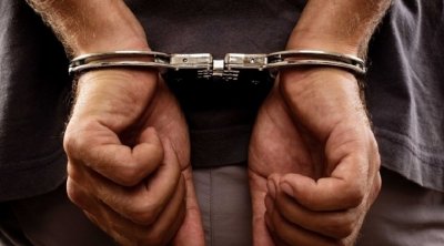 الإطاحة بعنصرين خطيرين داخل وكر لتعاطي البغاء السري في الزهروني 