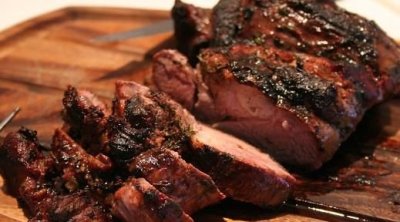 أخصائية تغذية توصي بعدم الإفراط في تناول لحم الضأن خلال عيد الأضحى 