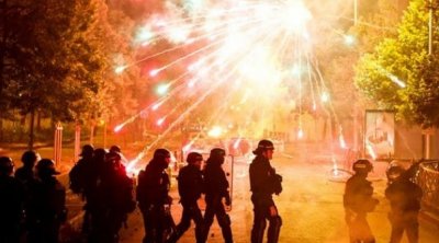 France : Troisième nuit de violences après la mort de Nahel, 667 interpellations