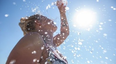 طقس اليوم : انخفاض في درجات الحرارة وأمطار متفرقة