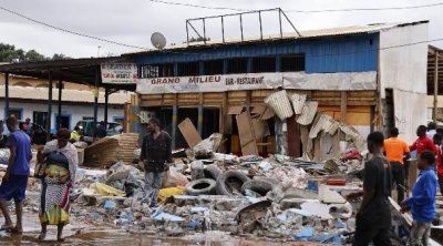 Cameroun : 9 morts dans l'effondrement d'un immeuble résidentiel à Douala