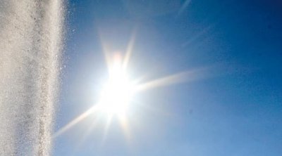 طقس الثلاثاء : درجات حرارة مرتفعة جدًا مع رياح الشهيلي