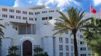 Le ministère des Affaires étrangères menace de poursuites les internautes qui insultent son personnel