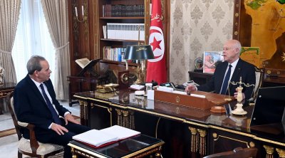 سعيّد: تدقيق شامل للمناظرات ومسارات الإنتداب من جانفي 2011