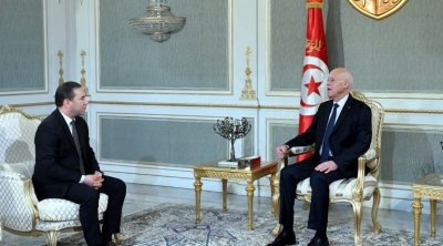 رابطة حقوق الإنسان تحذّر من توجّه رئيس الجمهورية نحو الحُكم الفردي