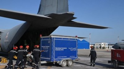 تونس ترسل طائرة ثانية محمّلة بأطبّاء ومستلزمات علاجية إلى ليبيا