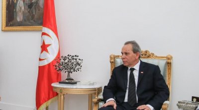 سمير الشفي يطالب الحكومة بتوجيه رسائل طمأنة إلى التونسيين