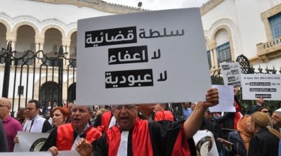 القضاة المعفيين : تأجيل النظر في مطالب رفع الحصانة عن 13 قاضيًا