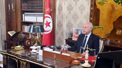 قيس سعيّد: نُعامل المهاجرين إنسانيّا ... ونعمل على فرض القانون