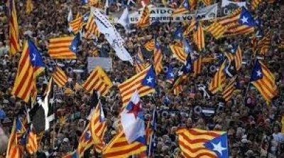 Espagne : 40.000 personnes manifestent dans les rues de Madrid contre l'amnistie des politiciens catalans
