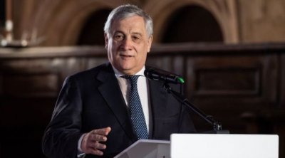 وزير الخارجية الإيطالي في زيارة لباريس لبحث ملف الهجرة غير النظامية