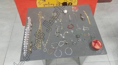 أريانة : معينة منزلية تستولي على مصوغ مؤجرتها و تلوذ بالفرار