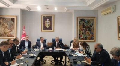 Le ministre du Tourisme reçoit une délégation du groupe britannique ''Easyjet ''