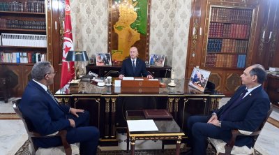 سعيّد يدعو الإعلام العمومي إلى الإنخراط في الإستشارة الوطنية حول التعليم 