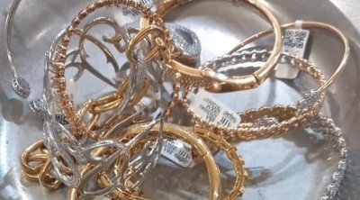 تونس : حجز كمية من الذهب بقيمة 1.6 مليار (صور)