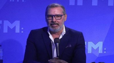 برهان بسيس يدعو إلى رفع علم فلسطين أمام السفارة الفرنسية