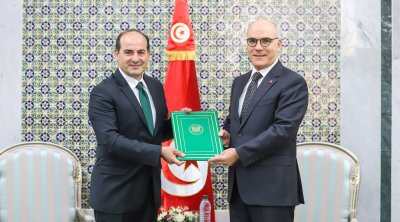 وزير الخارجية يتسلم أوراق اعتماد سفير سوريا الجديد بتونس