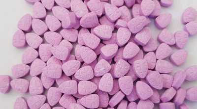 ميناء حلق الوادي : ضبط 4485 قرص ''اكستازي'' لدى مسافر تونسي