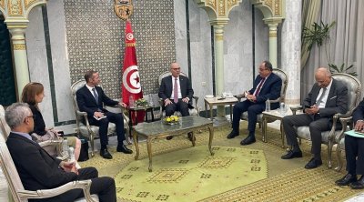 تونس تُبلغ فرنسا رفضها التعاطي الغربي مع العدوان