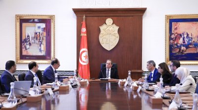 تونس : الحكومة توافق على مشروع بطاقة التعريف وجواز السفر البيومتريَيْن