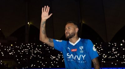 الهلال السعودي يتجه للتخلي عن نيمار