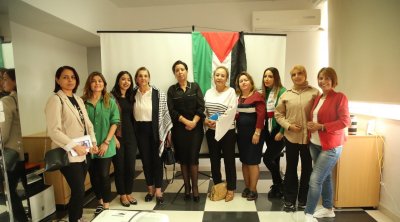 صحفيات فلسطينيات ينتقدن حكومتهن ويؤكدن ''السلطة التي تحمي إسرائيل لا نريدها''