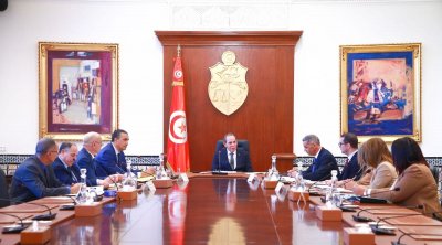 رئيس الحكومة يتابع عملية التدقيق في عمليات الإنتداب و الإدماج 