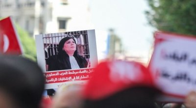 الدستوري الحر يطالب بإيقاف تنفيذ 3 أوامر رئاسية تتعلّق بتنظيم الانتخابات