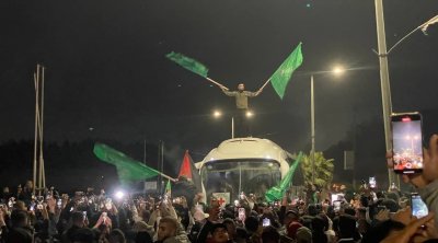 وصول الأسرى المحرّرين إلى الضفة الغربية
