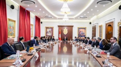 مجلس الوزراء يوافق على مشروعي قانونين متعلقين ببطاقة التعريف وبجوازات السفر