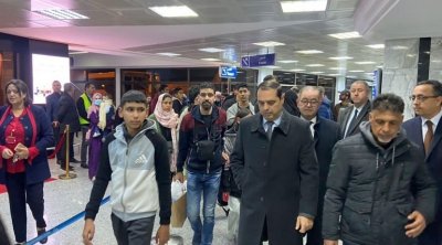 وصول تونسيين تمّ إجلاؤهم من قطاع غزة عبر مصر إلى مطار قرطاج