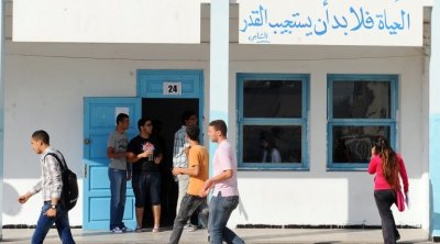 أمر حكومي لتسوية وضعية المدرسين المتعاقدين بين سنتيْ 2006 و2017