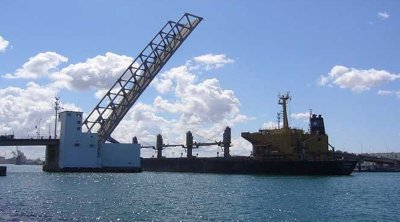 وفاة إمرأة سقطت من الجسر المتحرك في بنزرت