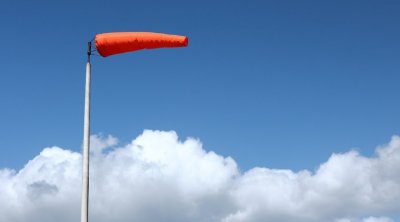 رياح قوية اليوم و غدا الجمعة تصل سرعتها إلى 110 كلم في الساعة