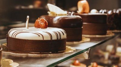 تونس : حجز أطنان مواد الغذائية ومرطبات منتهية الصلاحية