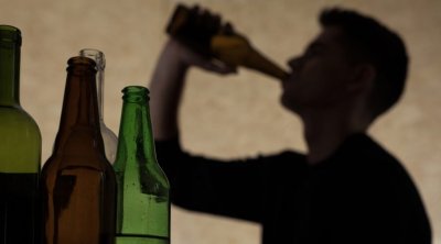 مدنين : وفاة شخصين وتسمم العشرات بسبب استهلاك مواد كحولية