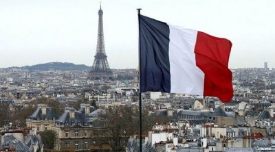 فرنسا تطرد مهاجرا تونسيا مدان بالإرهاب 