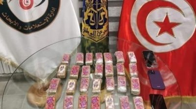 تونس : القبض على محامية بحوزتها 3 كغ من الزطلة 