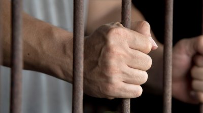 من بينهم إطار في الشركة..سرقة مواد أولية من شركة معادن بمنوبة