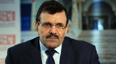 علي العريض يدخل في إضراب جوع