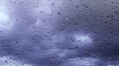 أمطار غزيرة بعد ظهر اليوم في هذه المناطق 