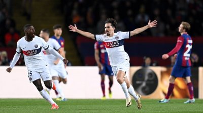 باريس سان جيرمان يقصي برشلونة برباعية ويبلغ نصف نهائي دوري الأبطال 