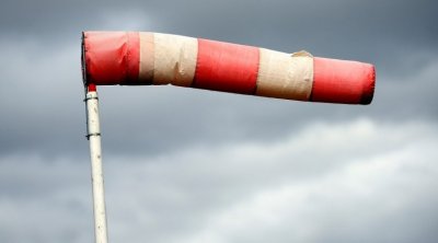 غدا : رياح قوية وانخفاض نسبي في درجات الحرارة